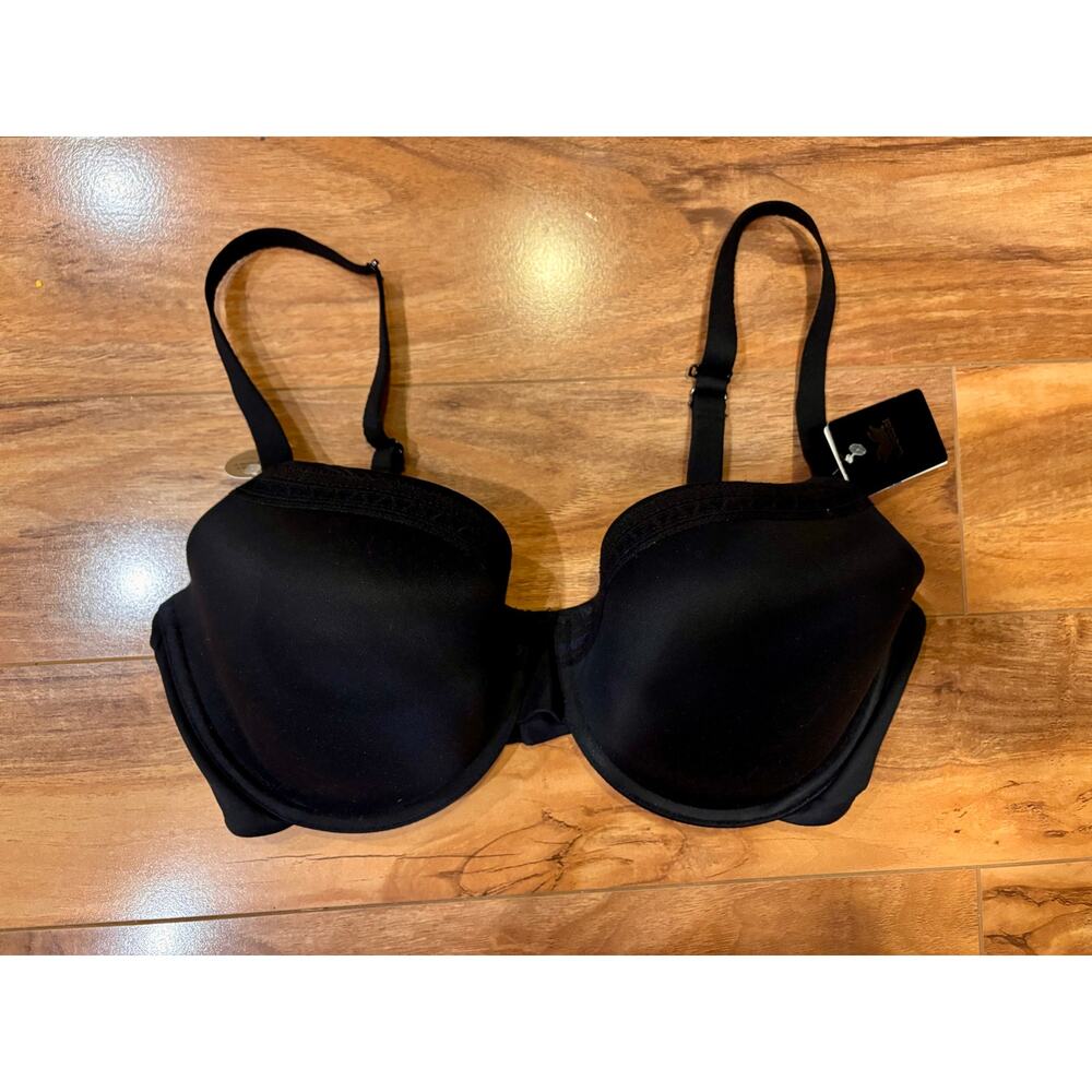 Wacoal black all day comfort super soft bra 36 DDD. Underwire, back clasp. NWT